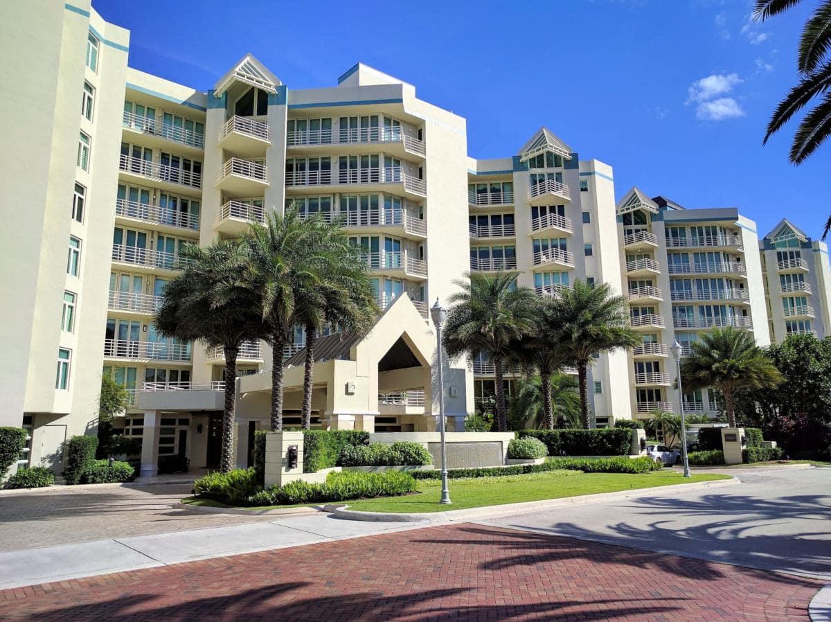 B Realtors "Presidential Place" Sales Specialists (561) 306.7653